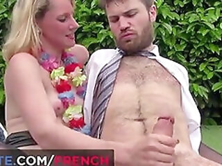 Outdoor Anal Sex With Sexy Waiter