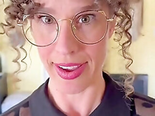 Hot Caught Stepmom Keeps Stepson Quiet