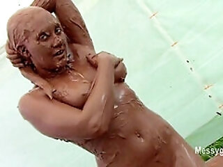 Country Mud Amy