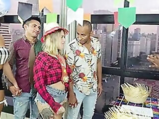 Sophie Stephanie A Traio Santa Antnia Casamenteira Mais Saf