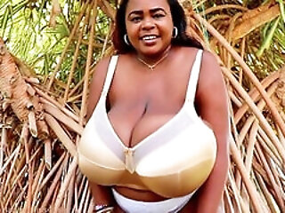 Maja Meets Miosotis 23 Miosotis Big Boobs In A Golden